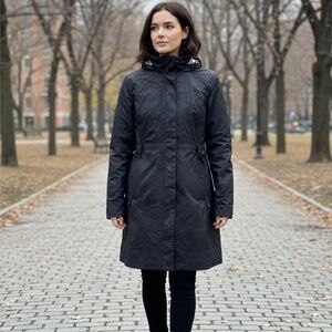 Lululemon Athletica Black Rain/Wind Breaker
